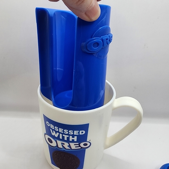NEW - Oreo Dunk Set- Cup, Cookie Cage & Tongs - Plastic - Picture 3 of 9